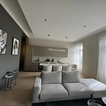 Apartment 3 Louis Marie